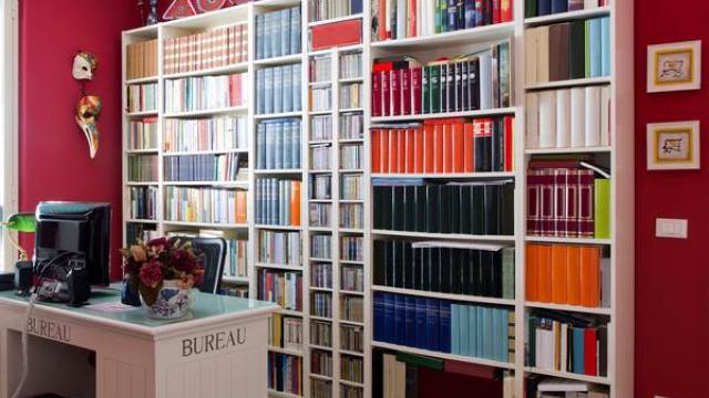 L'ordinateur trouve sa place dans la maison