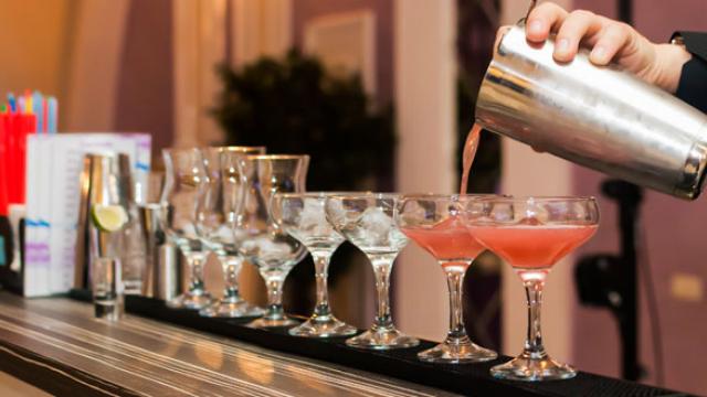 Le bon matériel pour préparer des cocktails