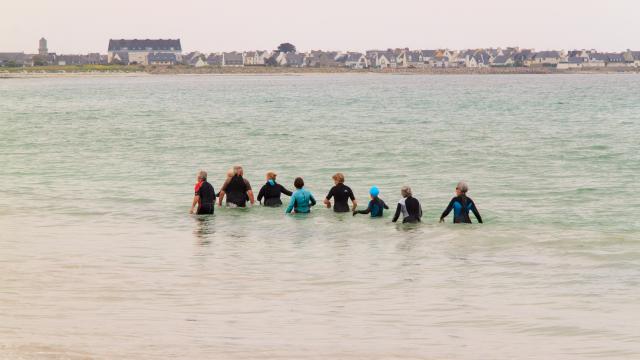 En vacances, testez le longe-côte, un vrai sport